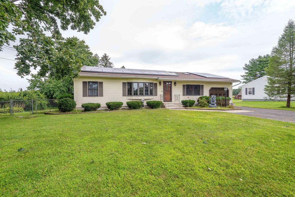 1437 Van Hoesen Rd, Castleton, NY 12033
