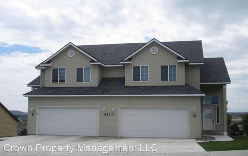 4537A Maple Ln, West Richland, WA 99353