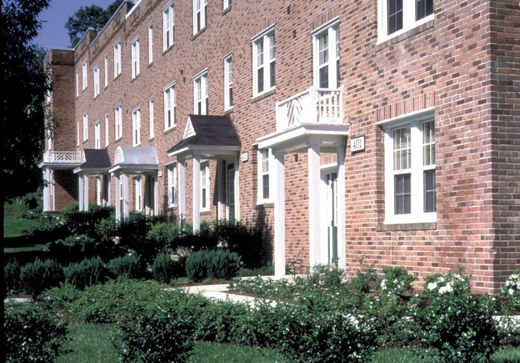 600 Mount Vernon Pl, Rockville, MD 20850