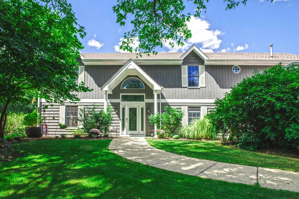 165 Hawthorne Way, Trout Valley, IL 60013 Trulia