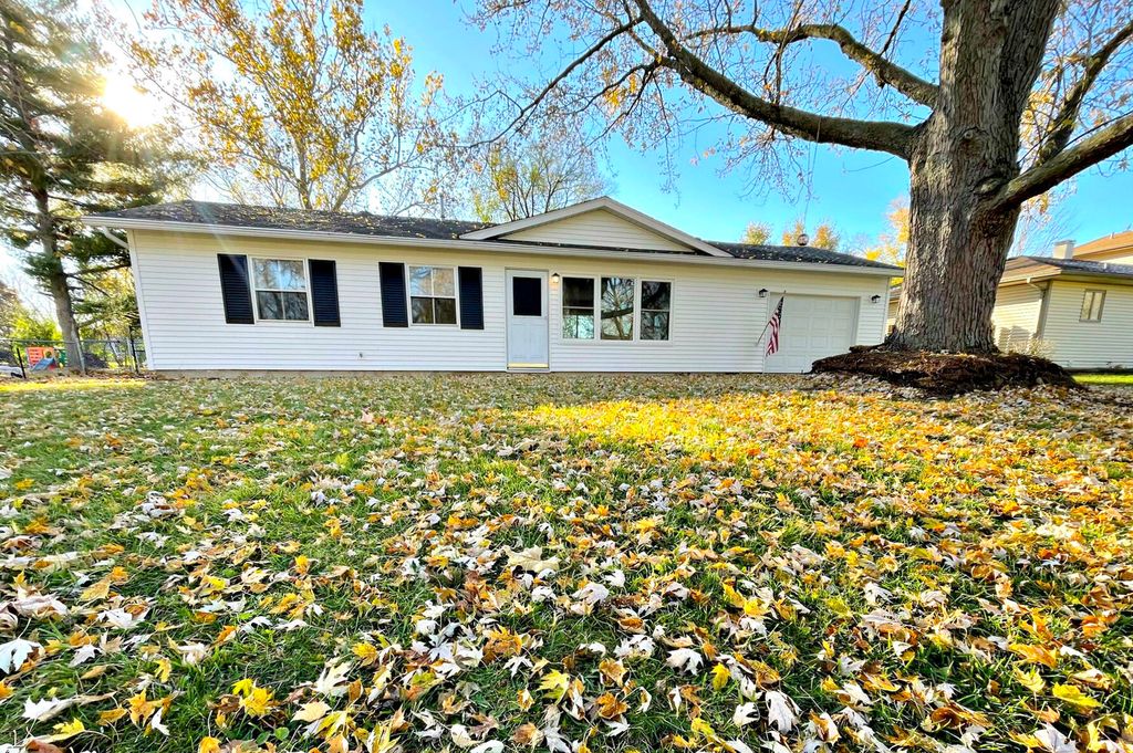 2309 Manor Ln, McHenry, IL 60051 Trulia