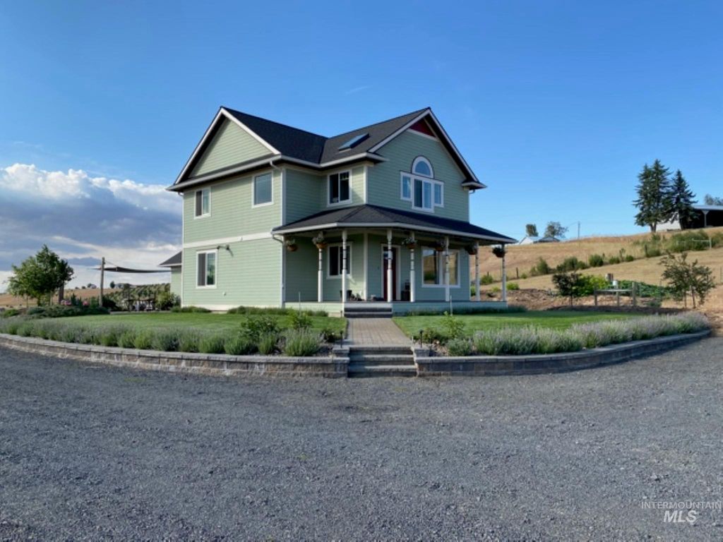 1042 Deer Rd, Deary, ID 83823