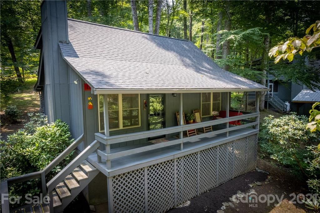 17 Gail Dr, Maggie Valley, NC 28751