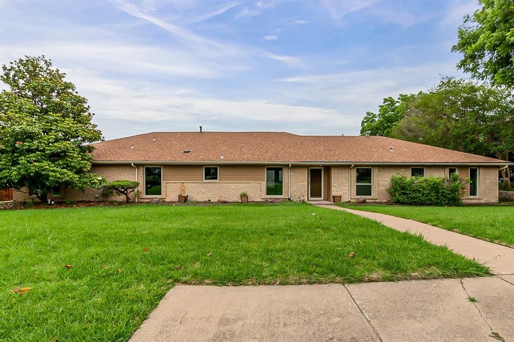 1834 Eastern Hills Dr, Garland, TX 75043