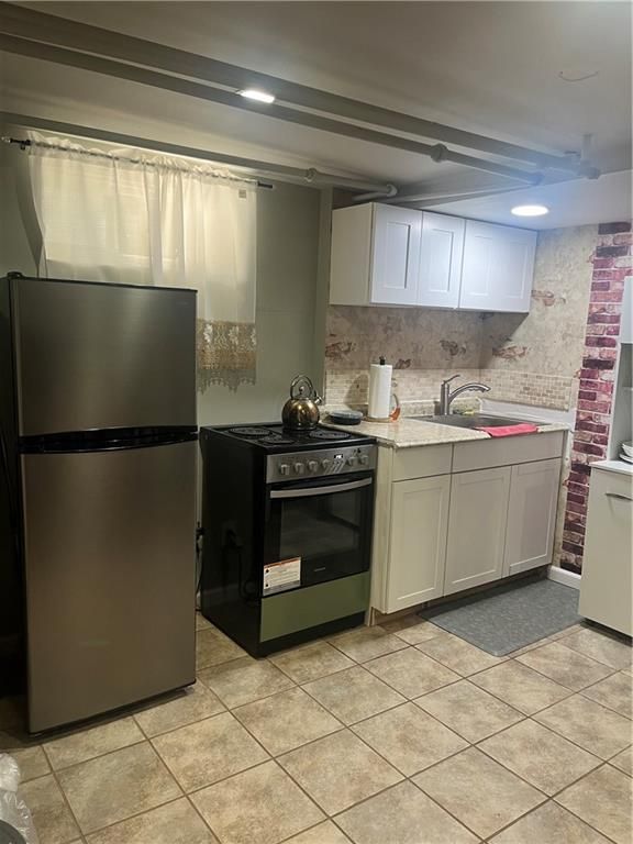 223 Roberts Ave, Yonkers, NY 10703 MultiFamily for Sale MLS 482250