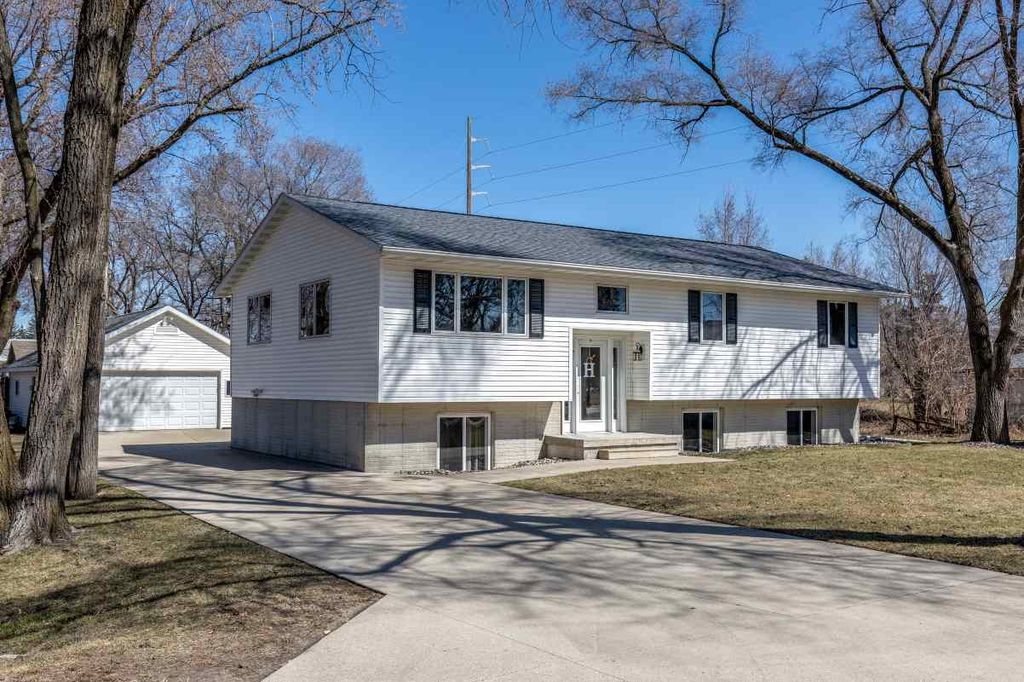 227 5th St, Evansdale, IA 50707 Trulia