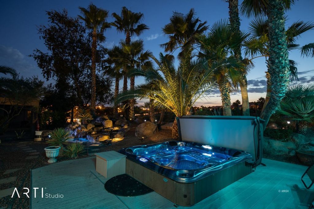 601 Summit Ct, Mesquite, NV 89027