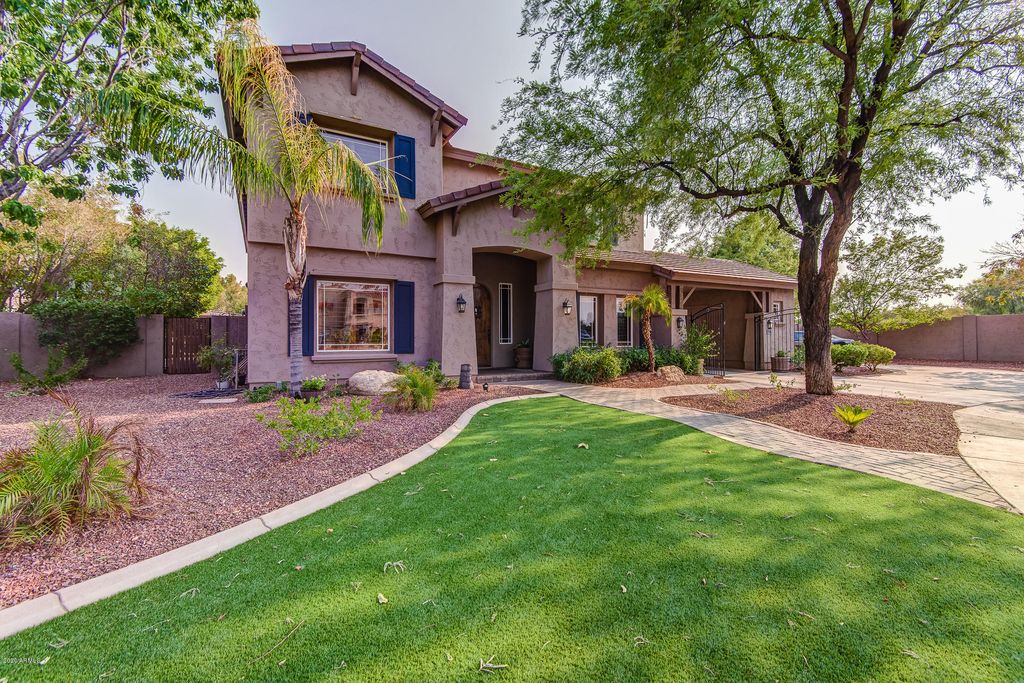 7281 W  Camino De Oro, Peoria, AZ 85383