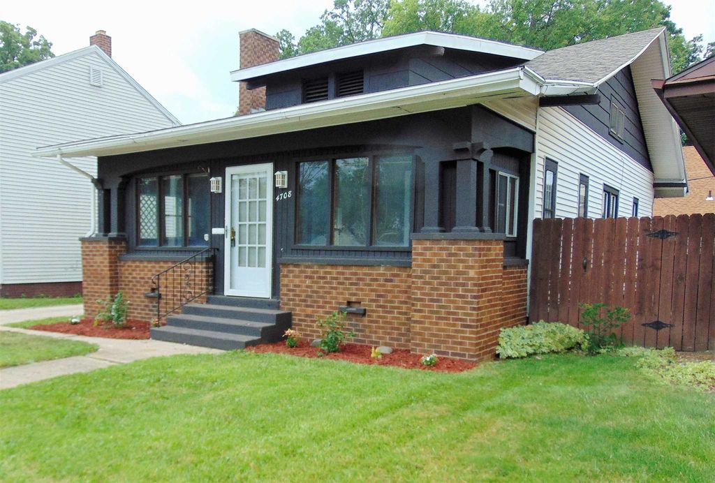 4708 Lafayette St, Fort Wayne, IN 46806