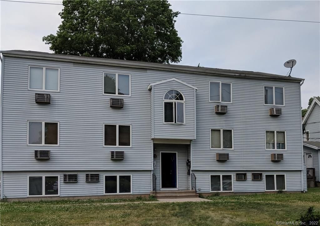 596 Newhall St #2R, Hamden, CT 06517