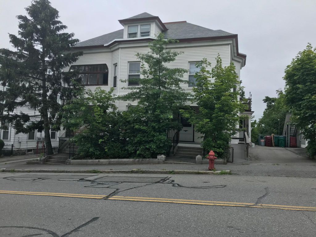94 School St #2, Lowell, MA 01854