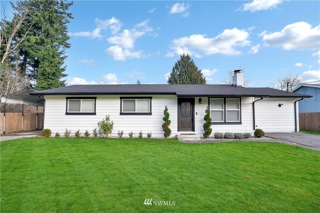 35844 13th Avenue SW, Federal Way, WA 98023