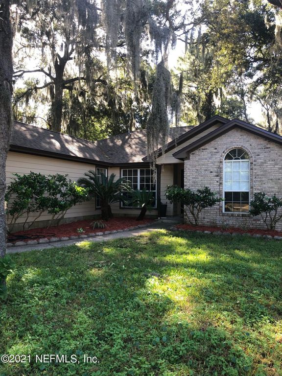 11352 Trotting Horse Ln S, Jacksonville, FL 32225