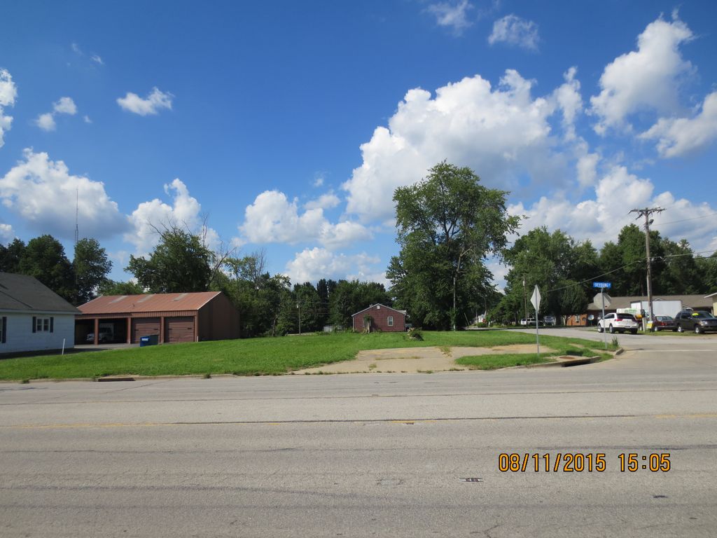 810 E Deyoung St, Marion, IL 62959 Trulia