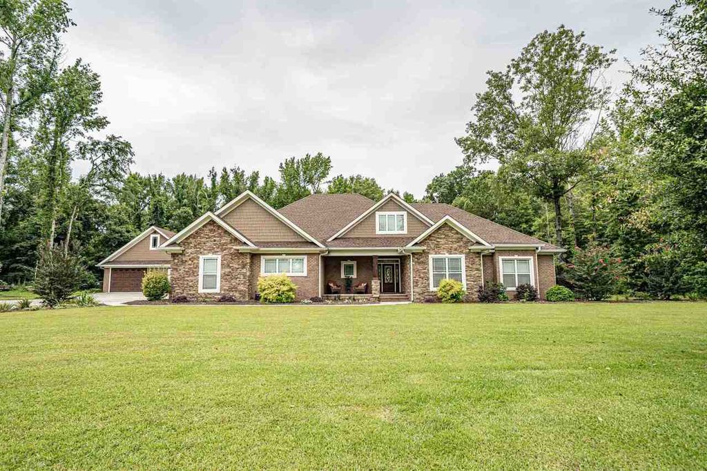 852 Bobby Jones Dr, Dublin, GA 31021