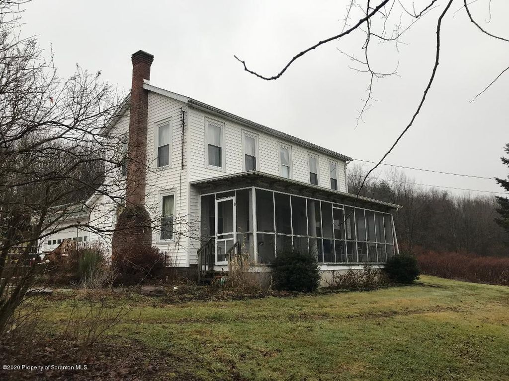 811 Sr 29 N, Tunkhannock, PA 3 Bed, 2 Bath SingleFamily Home 32