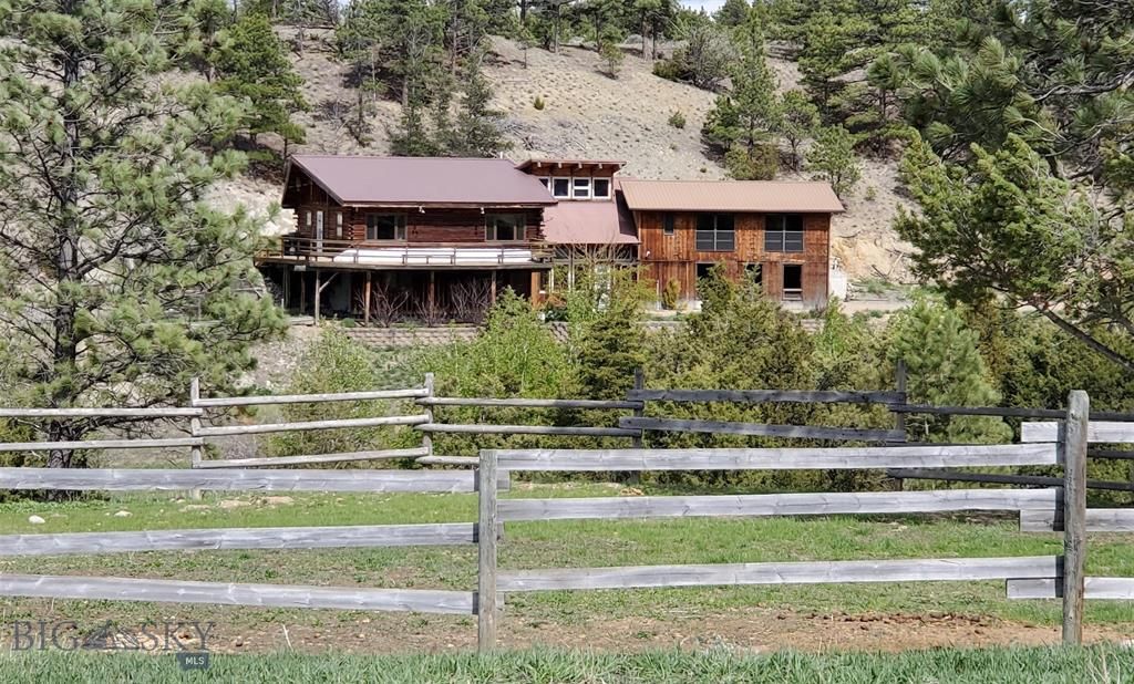 6001 Birdseye Rd, Helena, MT 59602