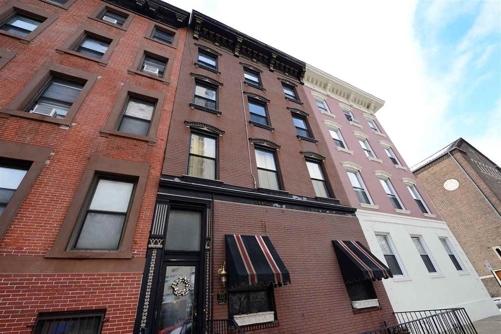 332 Hudson St 3, Hoboken, NJ 1 Bed, 1 Bath Townhouse 6 Photos Trulia