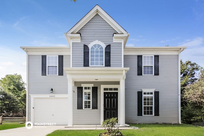 10605 Spring Rain Ct, Charlotte, NC 28278