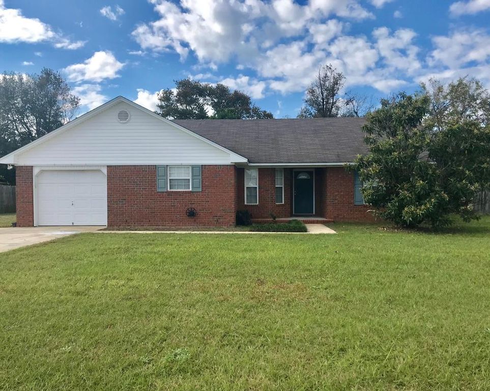 3095 Tuckaway Dr, Sumter, SC 3 Bed, 2 Bath SingleFamily 3095 Tuckaway Dr, Sumter, SC 3 Bed, 2 Bath SingleFamily