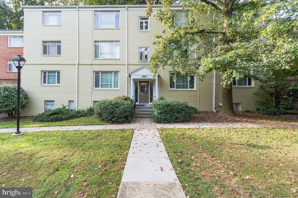 10403 Montrose Ave #M2, Bethesda, MD 20814
