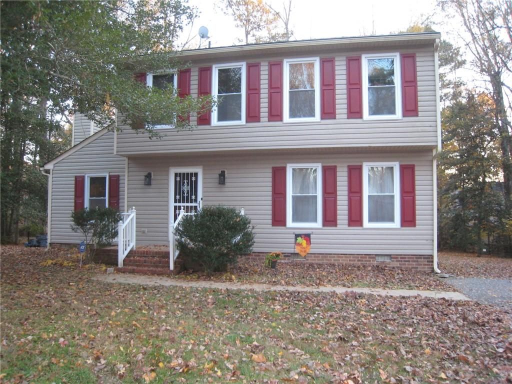 4512 Rabbit Foot Ln, North Chesterfield, VA 23236