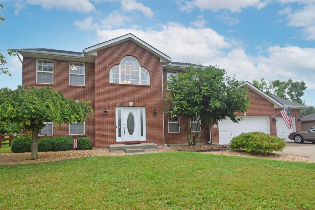 5743 Rutledge Trl, Hamilton, OH 45011