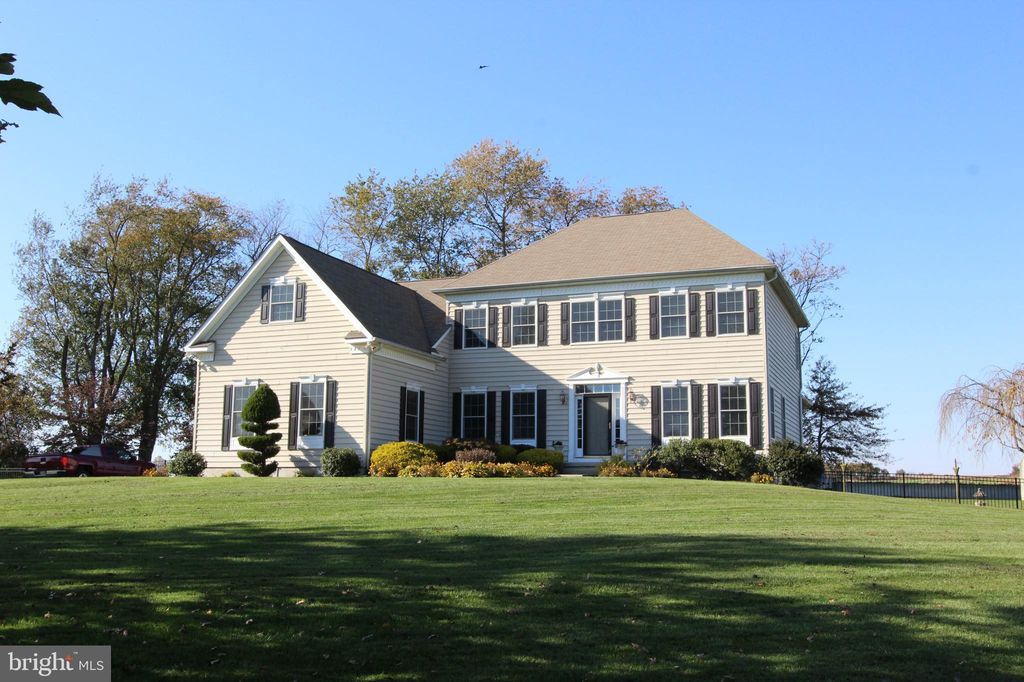 19 Ashford Ct, Swedesboro, NJ 08085