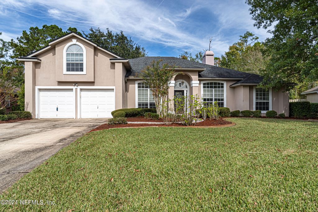 1648 MISTY LAKE Drive, Fleming Island, FL 32003