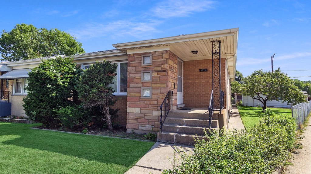 5035 N Austin Ave, Chicago, IL 60630