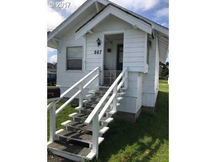 867 S  2nd St, Coos Bay, OR 97420