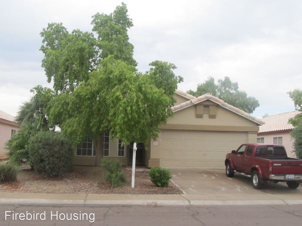 1561 W Ivanhoe Ct, Chandler, AZ 85224