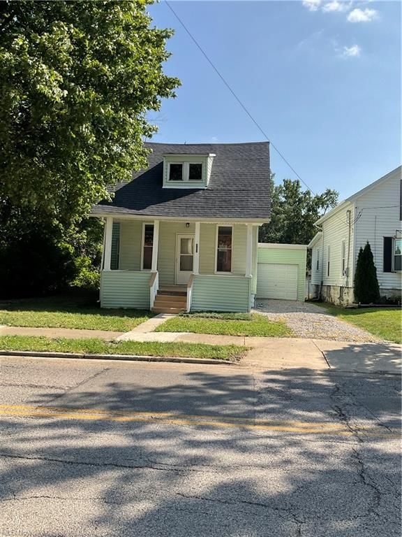357 E 4th St, Ashland, OH 44805