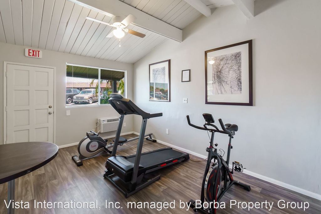 1556 E Main St, El Cajon, CA 92021