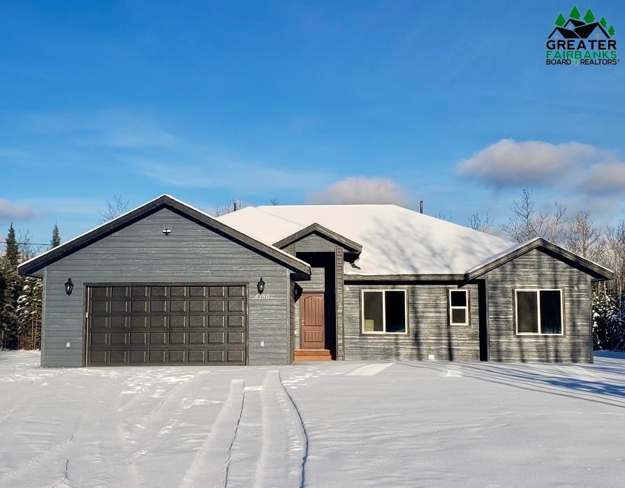 4180 Center Dr, Delta Junction, AK 99737