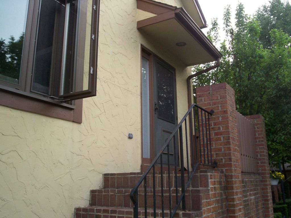 1211 Chevington Ct, Dayton, OH 45459