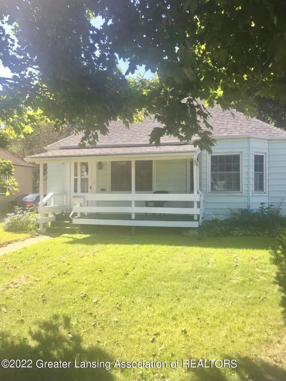 1517 W Barnes Ave, Lansing, MI 48910