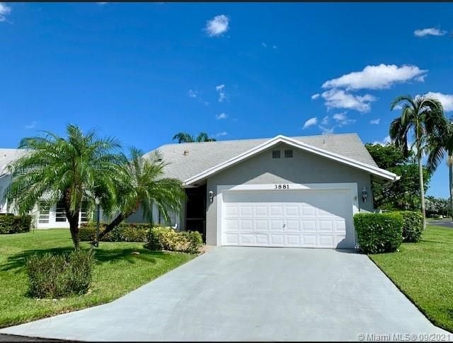 3881 Dafilee Cir, West Palm Beach, FL 33417