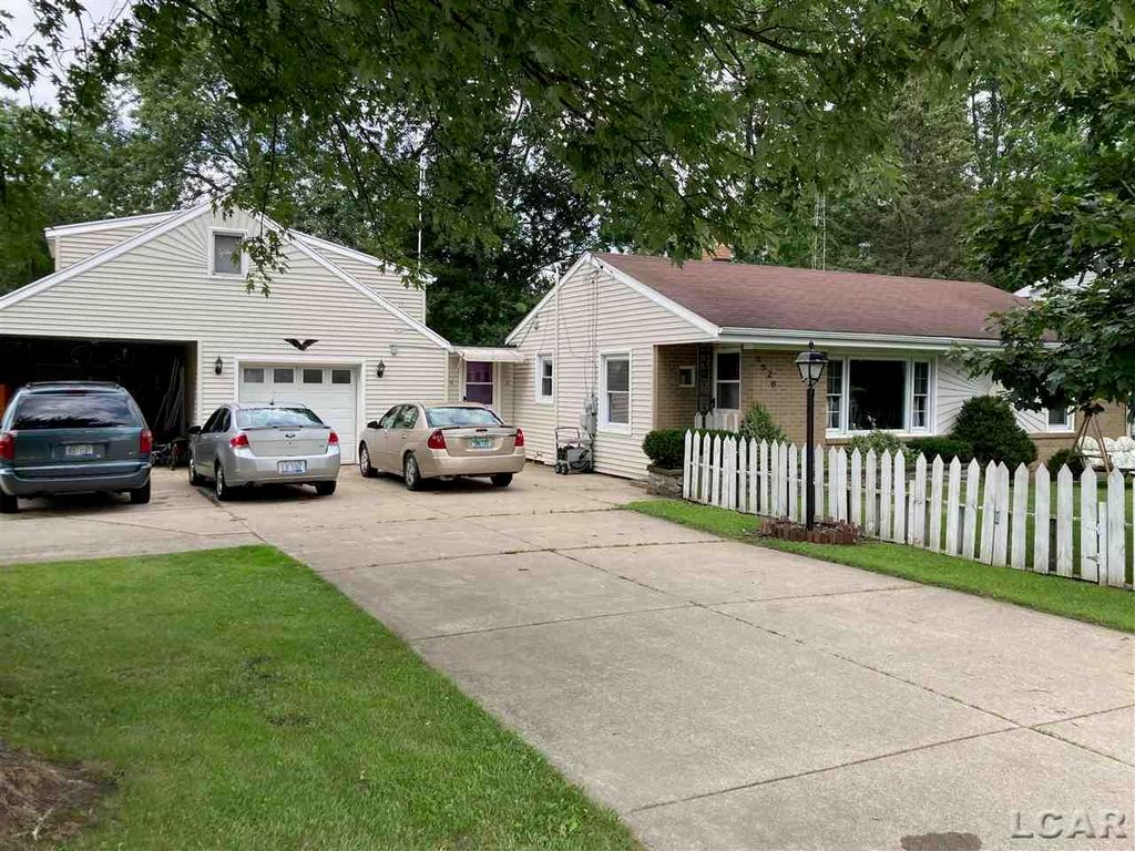 5526 W Beecher Rd, Adrian, MI 49221 Trulia