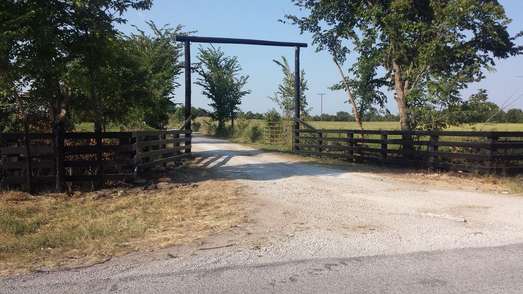 6089 W Belle Center Rd, Joplin, MO 2 Bed, 2 Bath Mobile