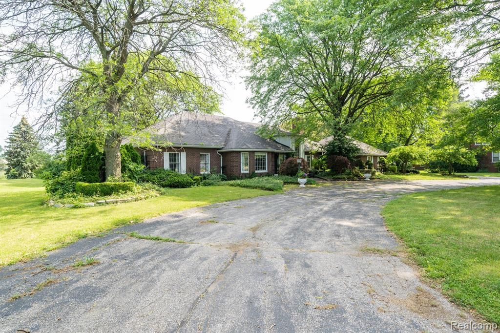 5201 Chicago Rd, Warren, MI 48092 MLS 2210052400 Trulia