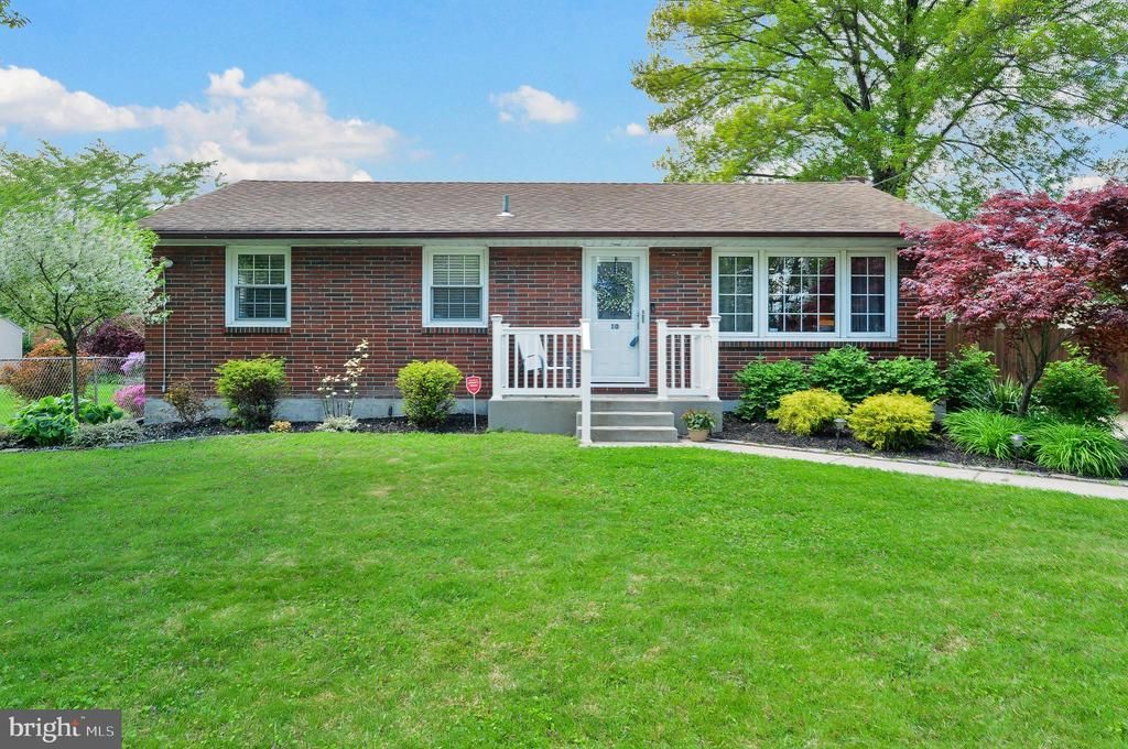 10 Oakview Ave, Cherry Hill, NJ 3 Bed, 2 Bath SingleFamily Home 54 Photos Trulia