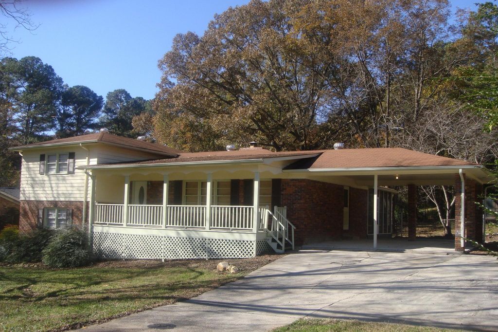 1249 Robert Ln, Marietta, GA 30062