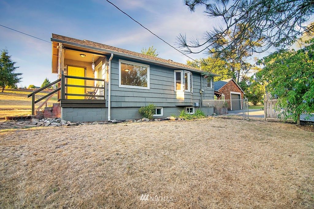 1038 Cloverdale Rd, Kalama, WA 98625