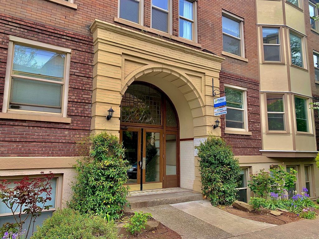 Seattle Wa Cute Vintage Clothing Stores Online Rialto Court