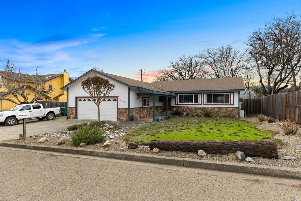 4402 1st Ave, Ukiah, CA 4 Bed, 2 Bath SingleFamily Home 29 Photos Trulia