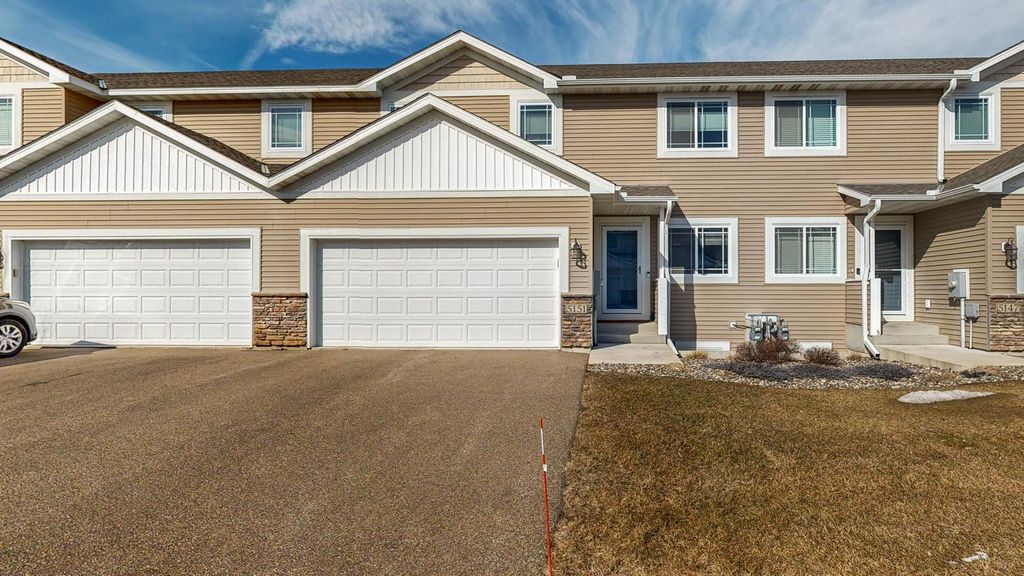 5151 Foxfield Dr NW, Rochester, MN 55901