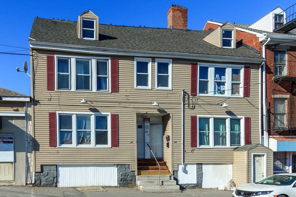 22-24 Cabot St, Lowell, MA 01854