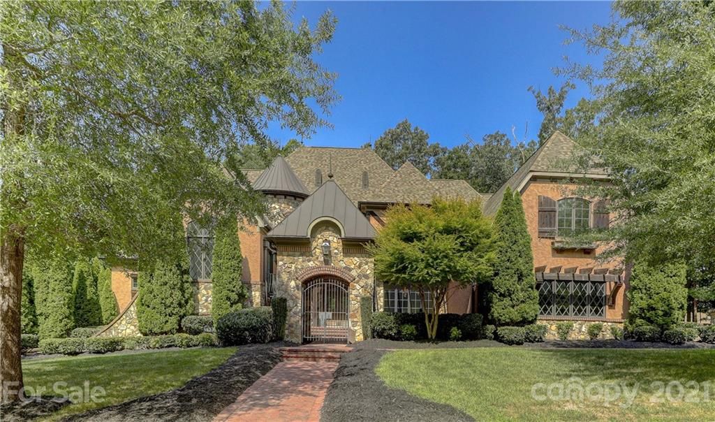 13937 Rhone Valley Dr, Charlotte, NC 28278