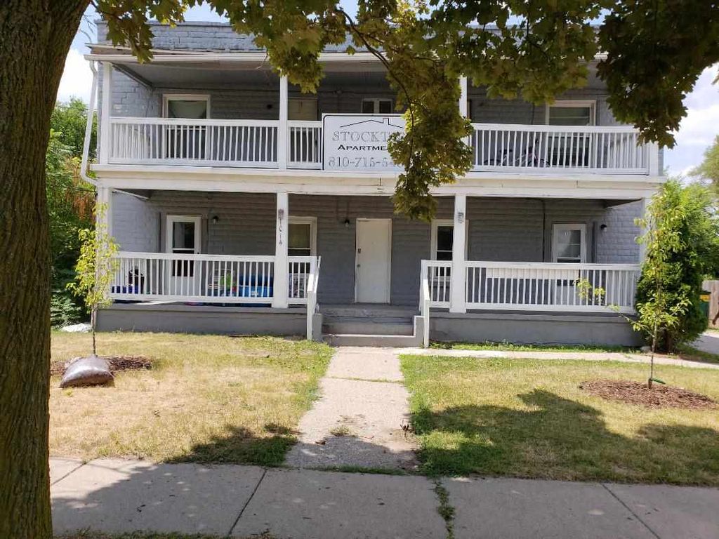 1014 Stockton St, Flint, MI 48503